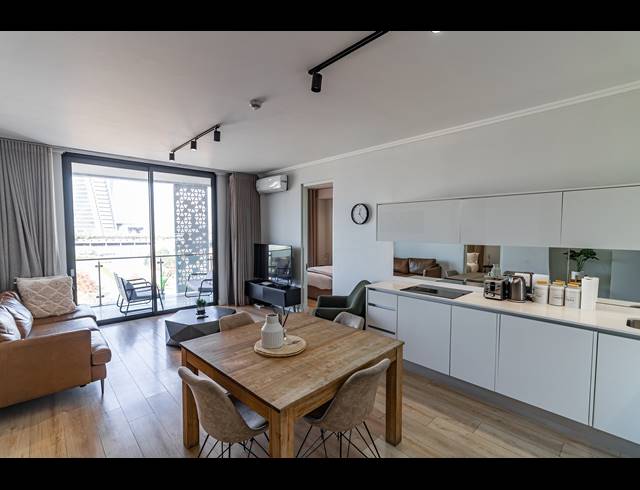 2 BEDROOM APARTMENT FOR SALE IN WATERFALL